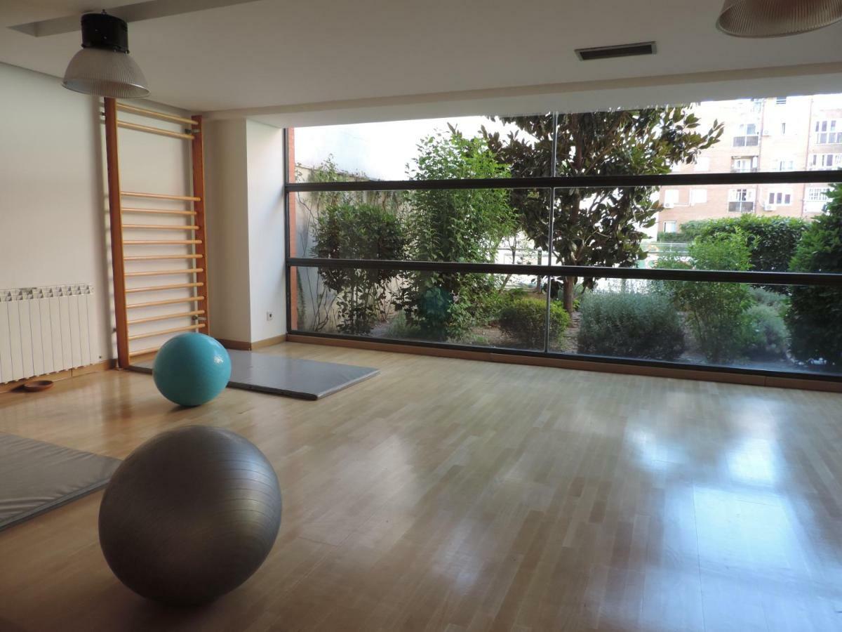 Retiro Apartment Madrid Bagian luar foto